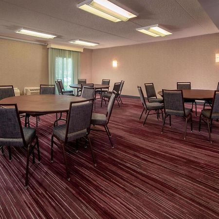 Courtyard By Marriott Rockville Exterior foto