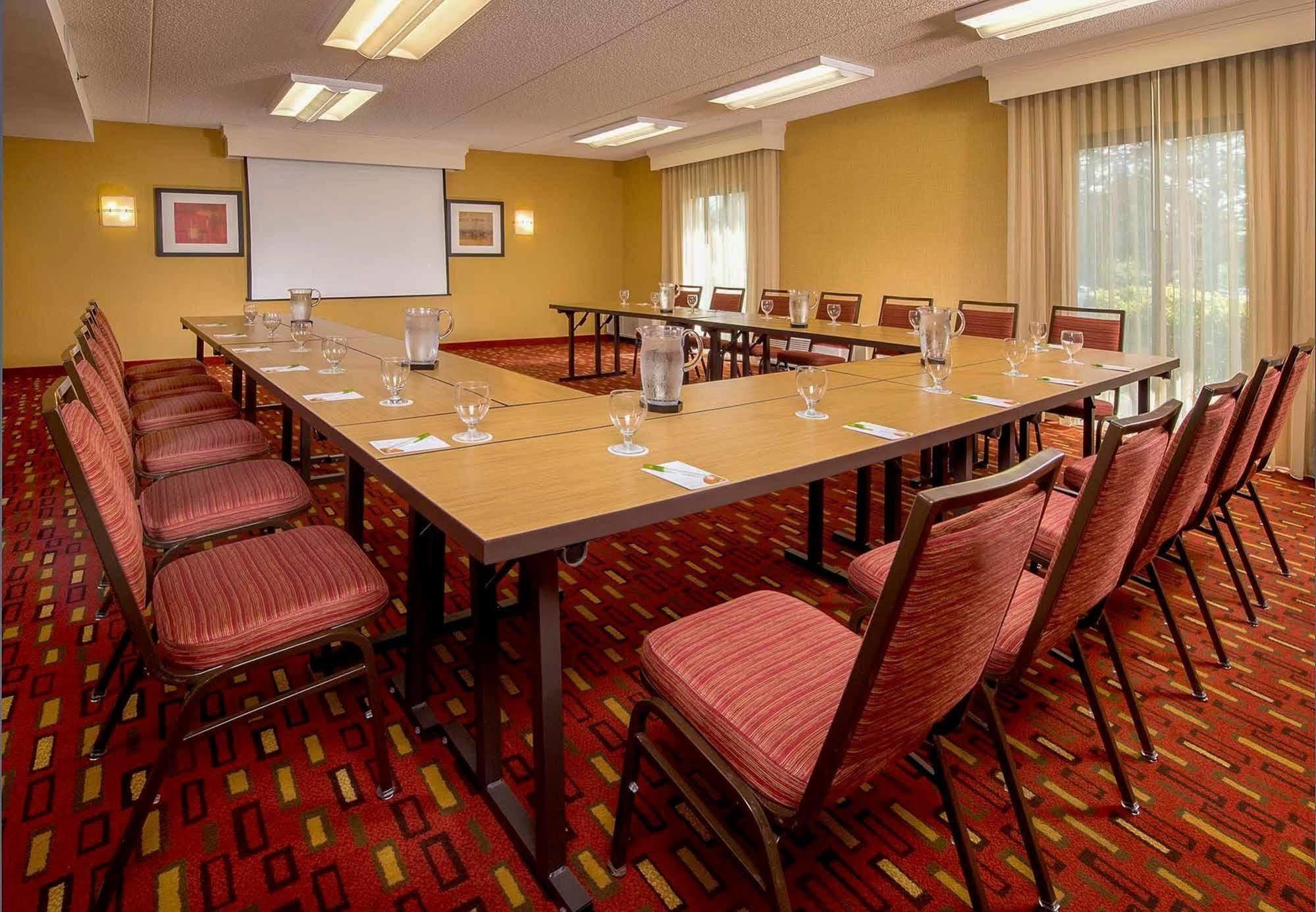 Courtyard By Marriott Rockville Exterior foto